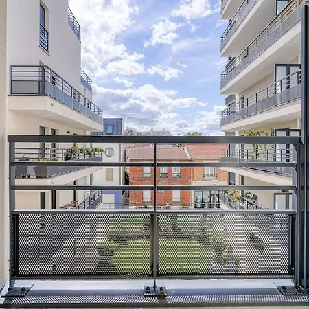 A Deux Pas De Paris - Le Gracieux - 363b Apartment